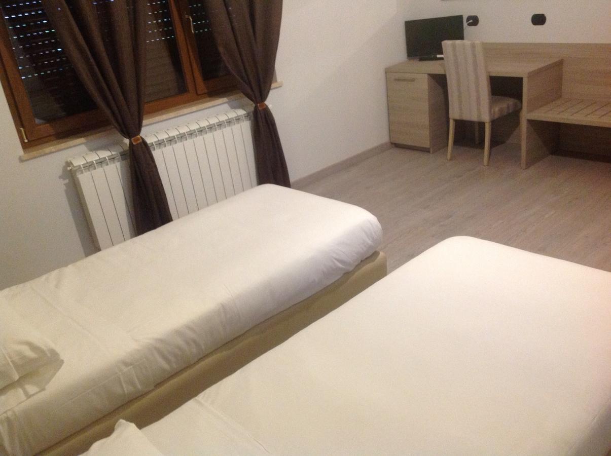 Il Borghetto Hotel Ristorante Ламеция Терме Екстериор снимка